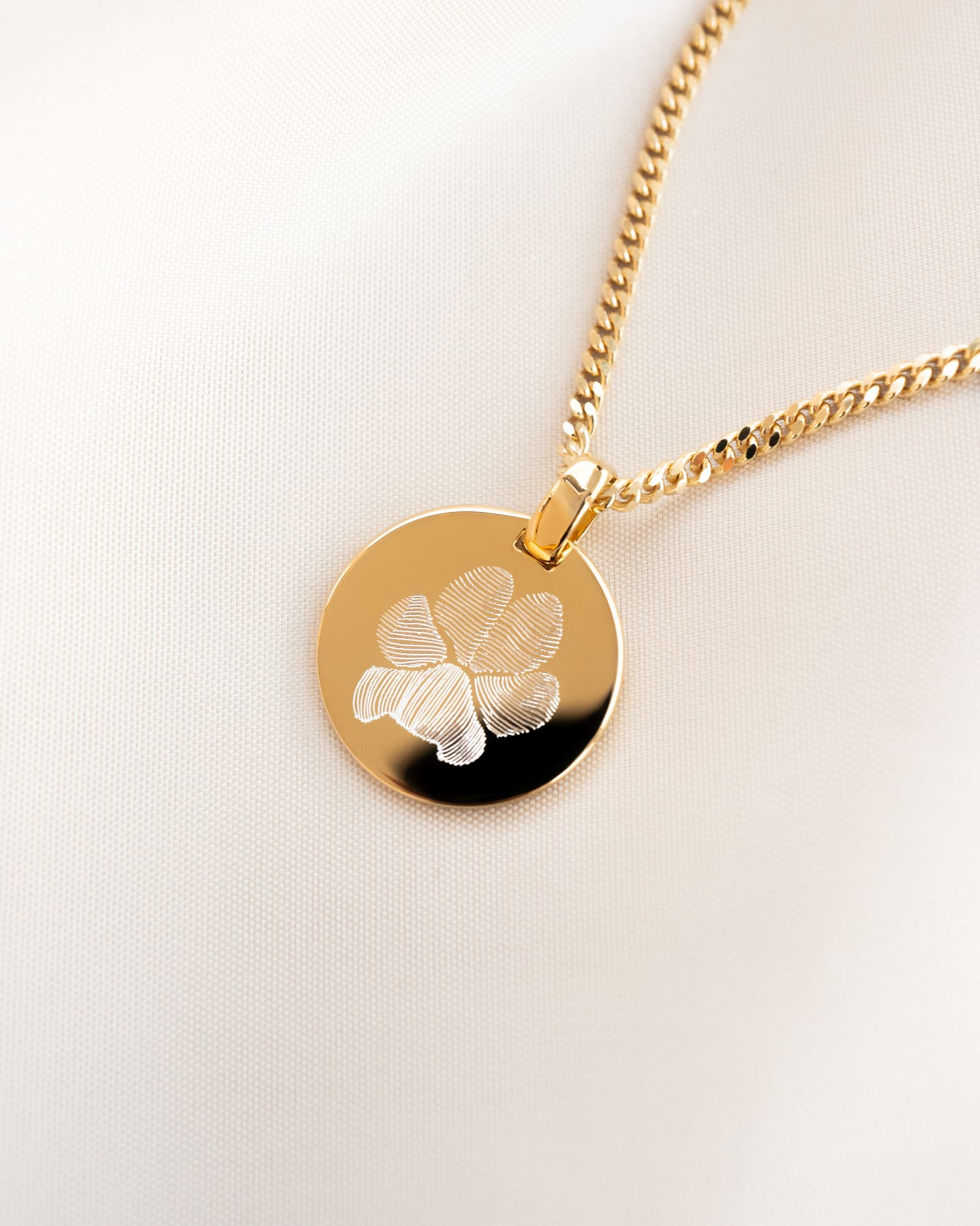 Engraving plates necklace pendant round polished