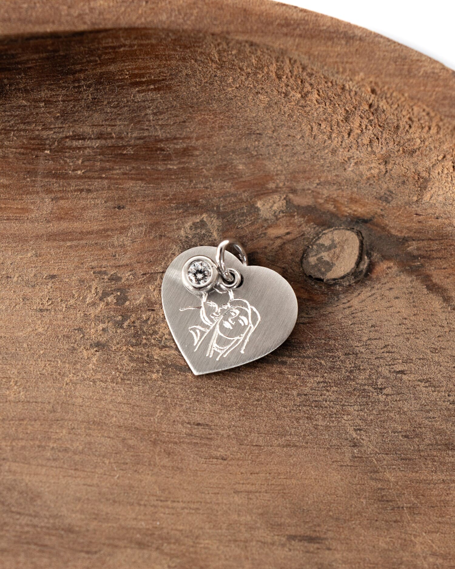 Heart necklace engraving plate pendant zirconia