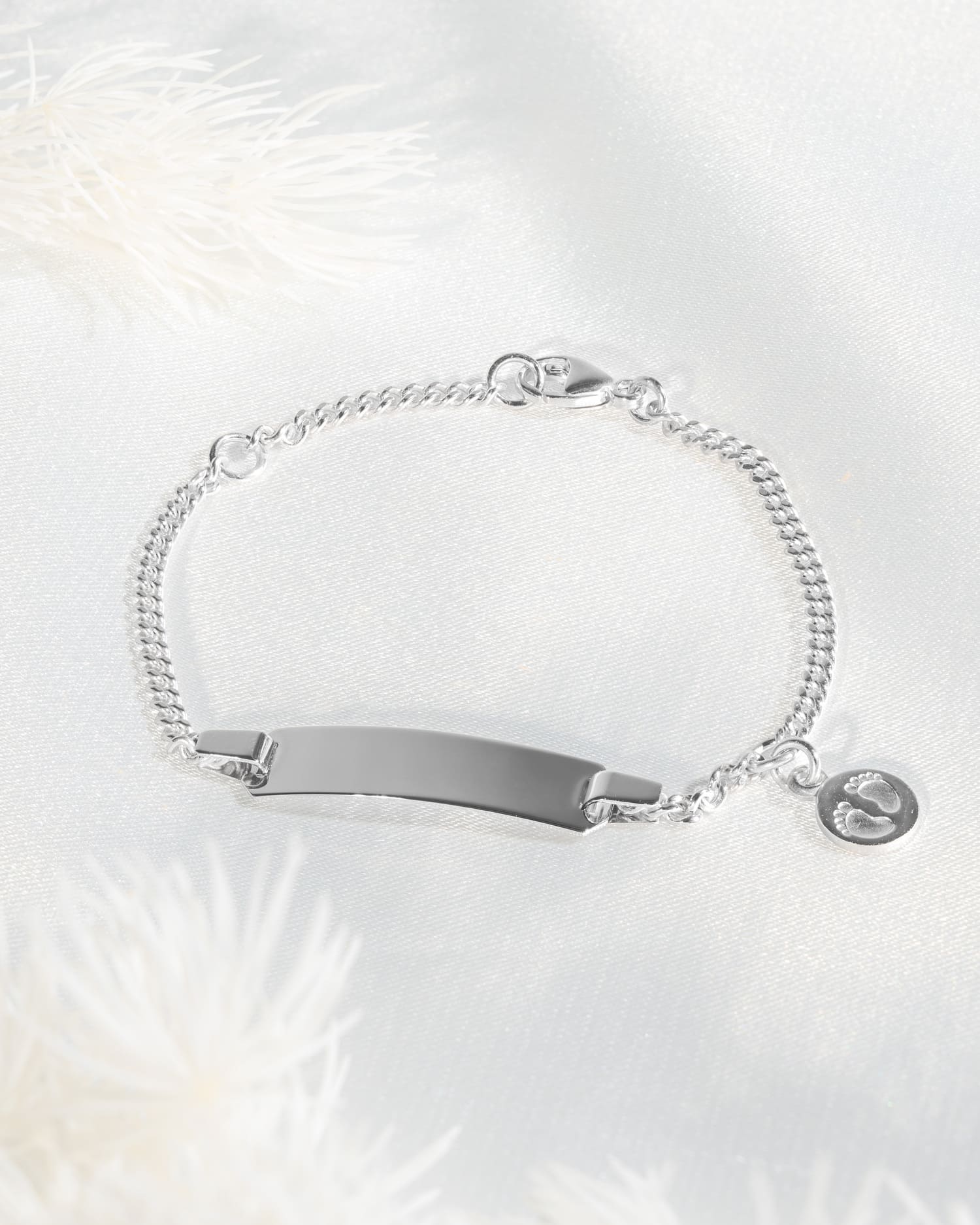 Bracelet de gravure Plaque de gravure Pieds de bébé