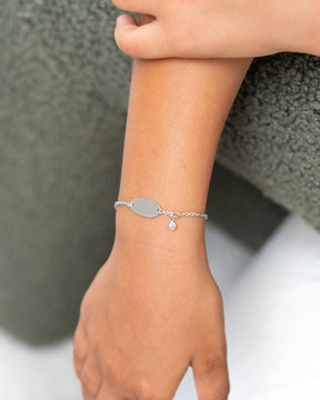 Bracelet de gravure d'empreinte de main Plaque de gravure ovale Zirconia
