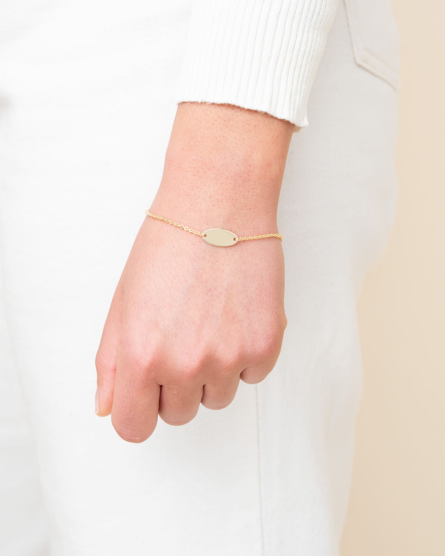 Bracelet de gravure d'initiales Plaque de gravure Ovale Zirconia