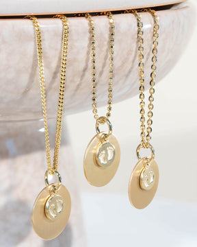 Plaques à graver Pendentif Collier Pieds de bébé 14mm