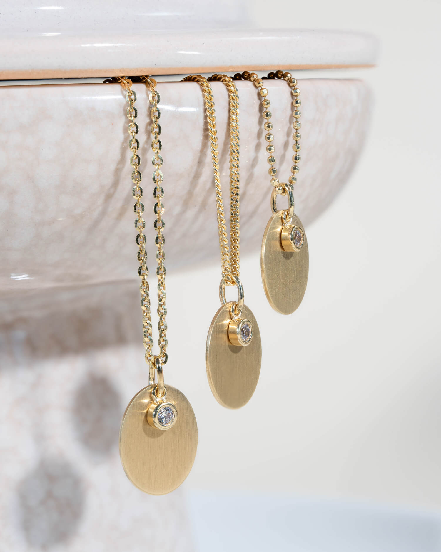 Plaques gravées Collier Pendentif Ovale Zirconia