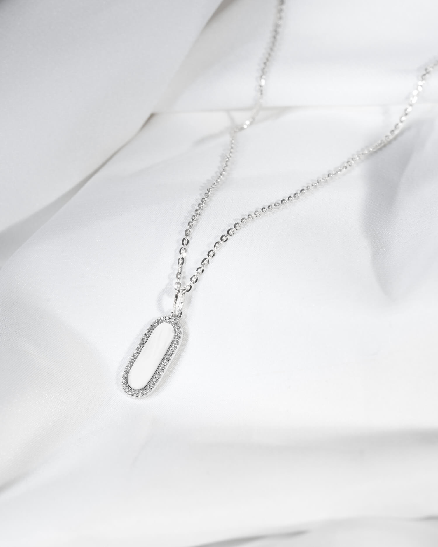 Plaques gravées Collier Pendentif Zirconia