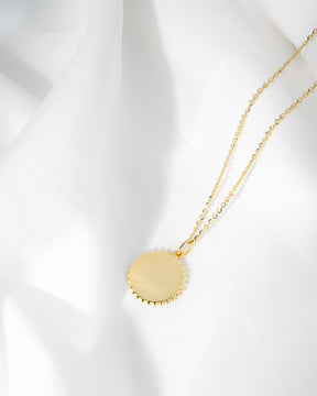 Initiales soleil collier plaque gravure pendentif