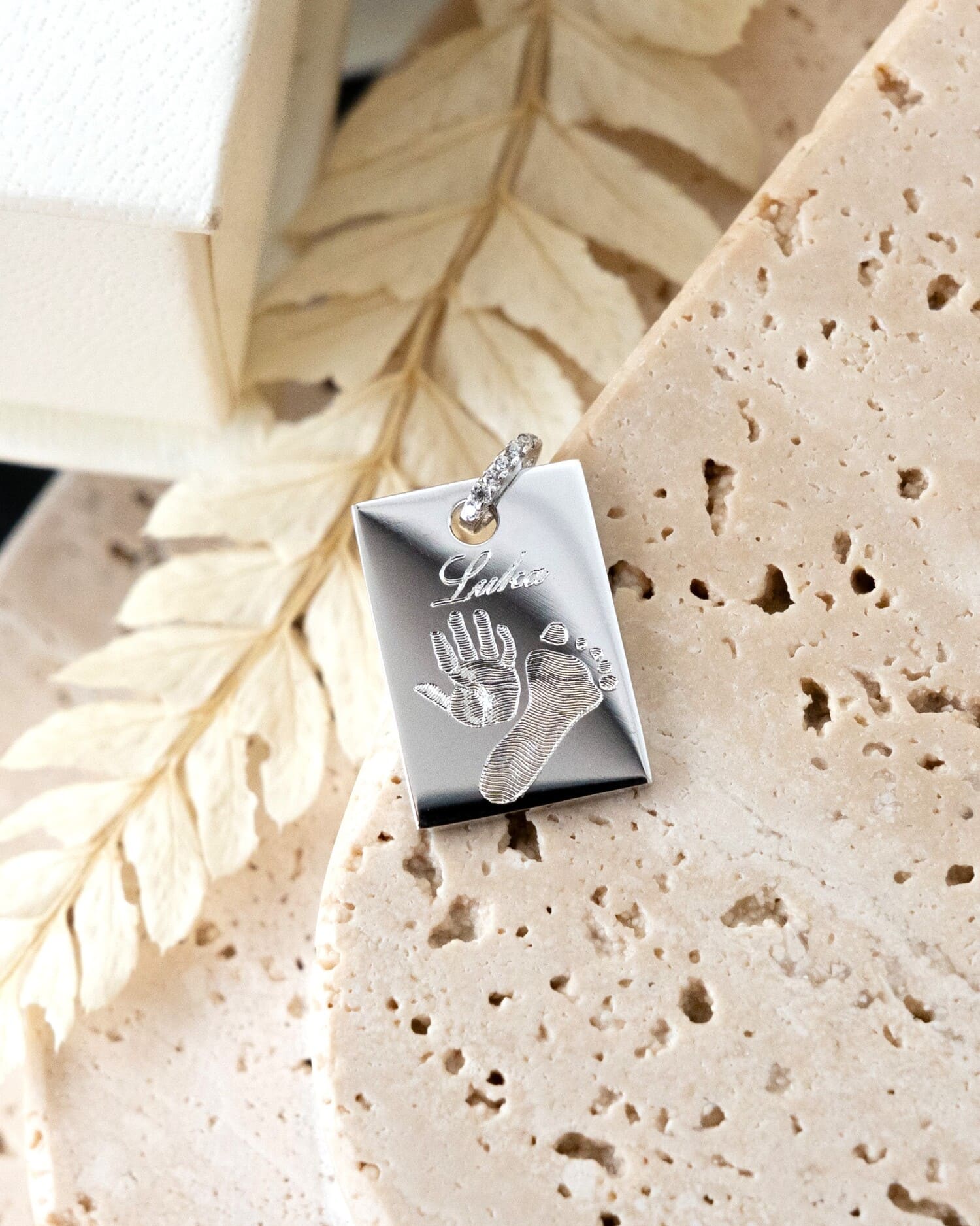 Empreinte de la main Plaques à graver Collier Pendentif Zirconium Angulaire