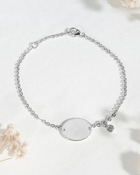 Pootafdruk graveerarmband graveerplaatje ovale zirkonia