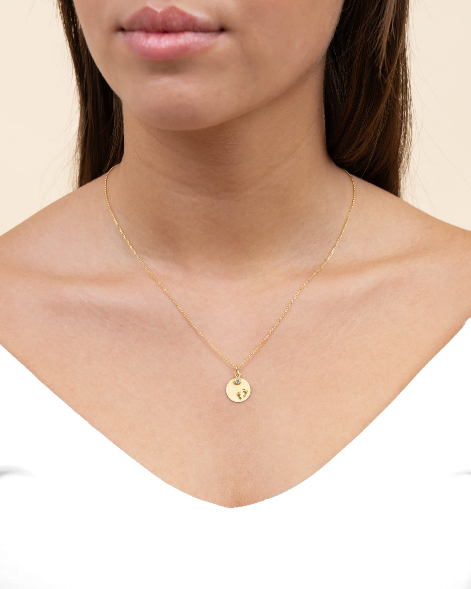 Graveerplaatjes hanger ketting baby voetjes zirkonia 12mm