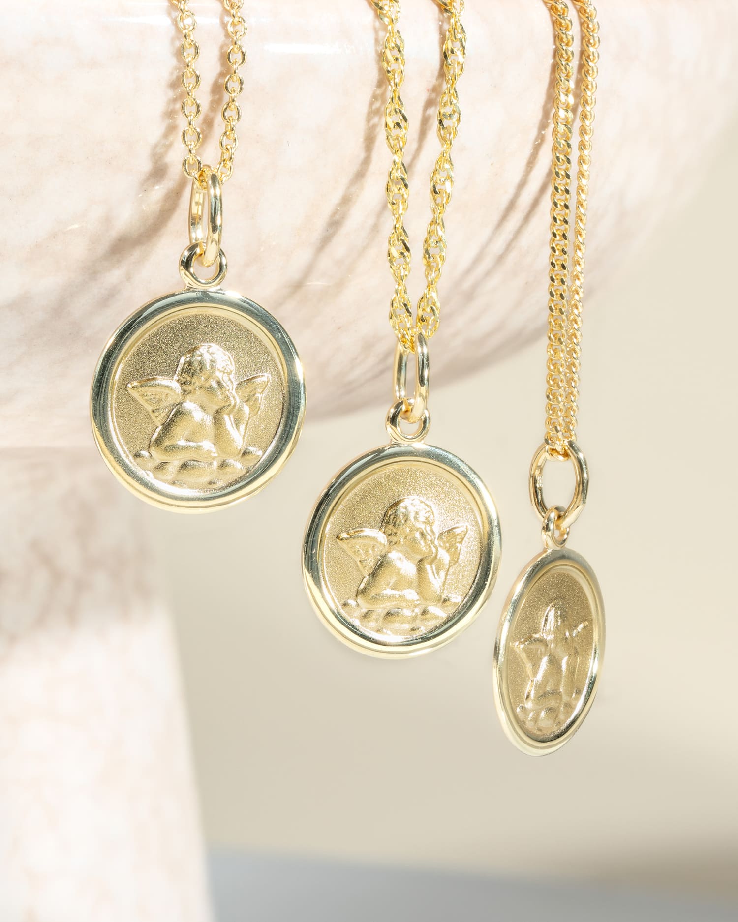 Graveerplaatjes hanger ketting beschermengel