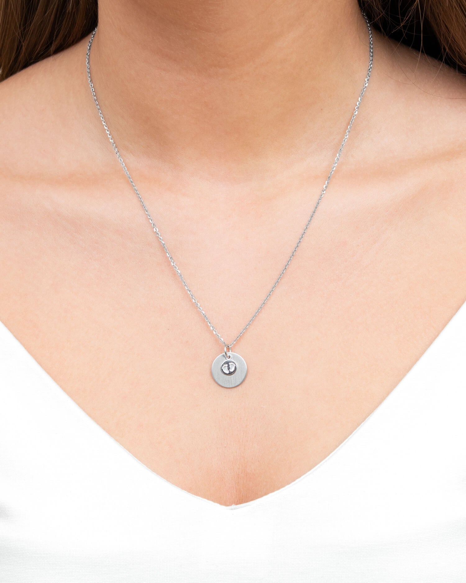 Graveerplaatjes hanger ketting baby voetjes 14mm