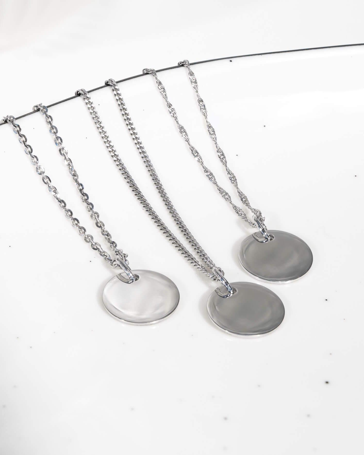 Coordinaten graveerplaatjes halsketting hanger rond 12mm