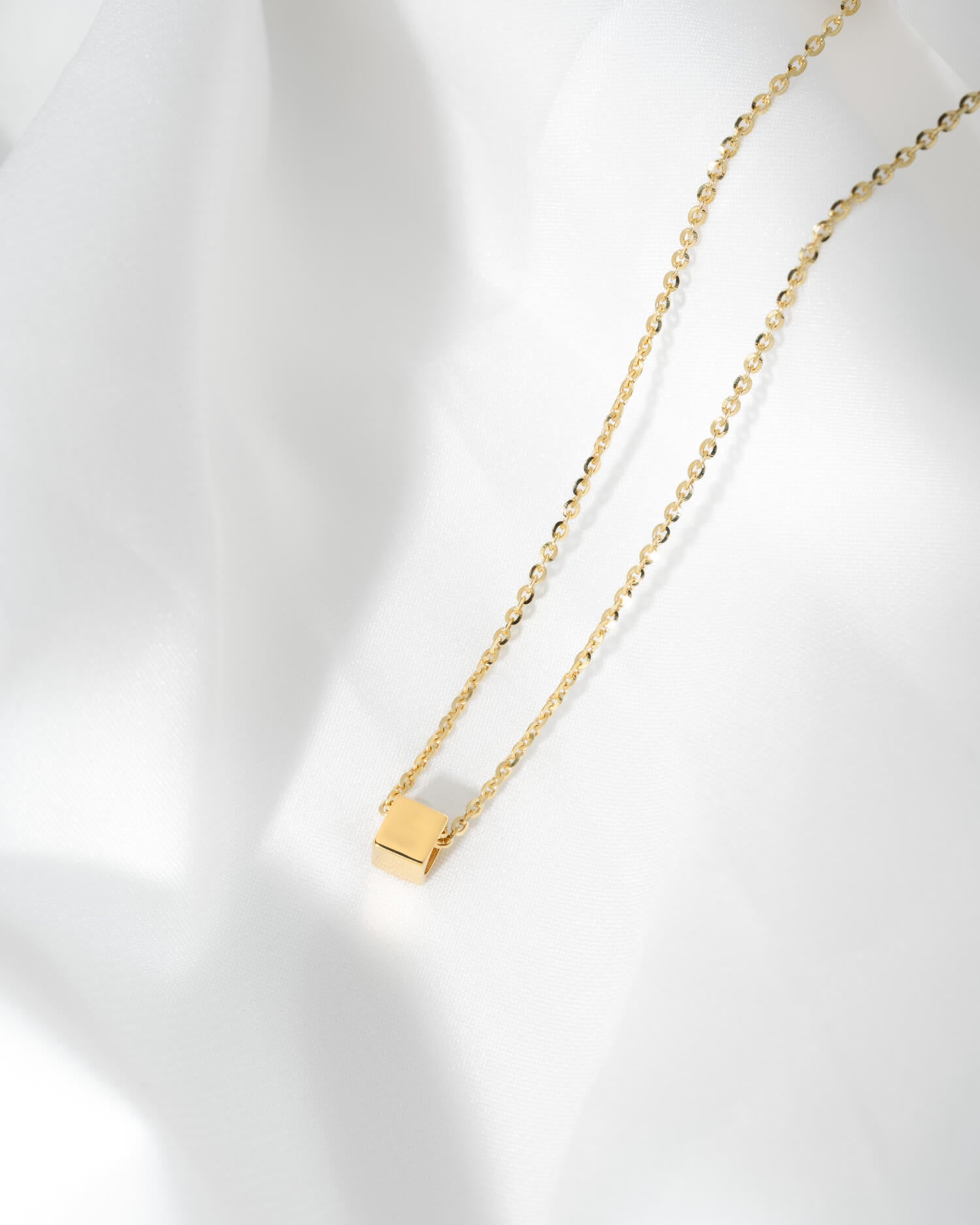 Kubus ketting graveerplaat hanger