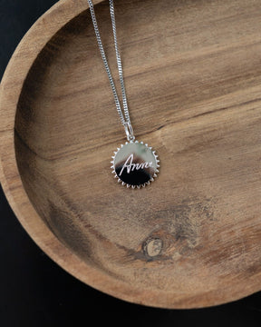 Zonneketting graveerplaatje hanger