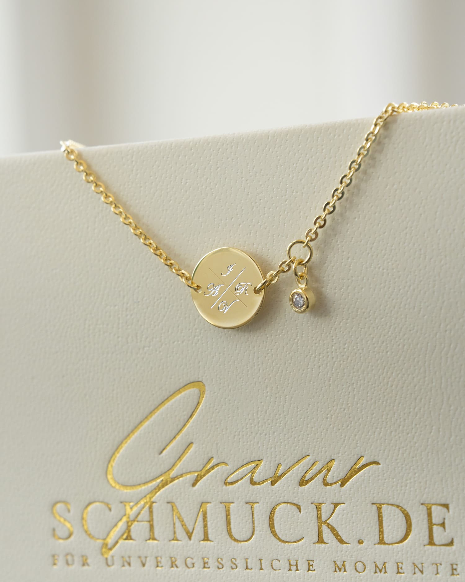 Graveerarmband graveerplaatje ronde zirkonia