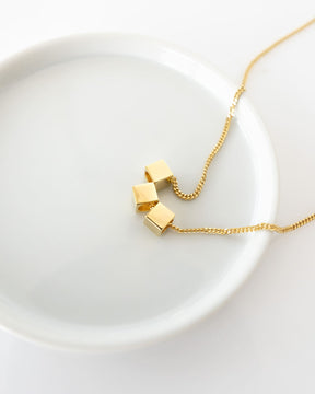 Kubus ketting graveerplaat hanger