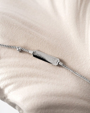 Graveerarmband graveerplaatje zirkonia blauw